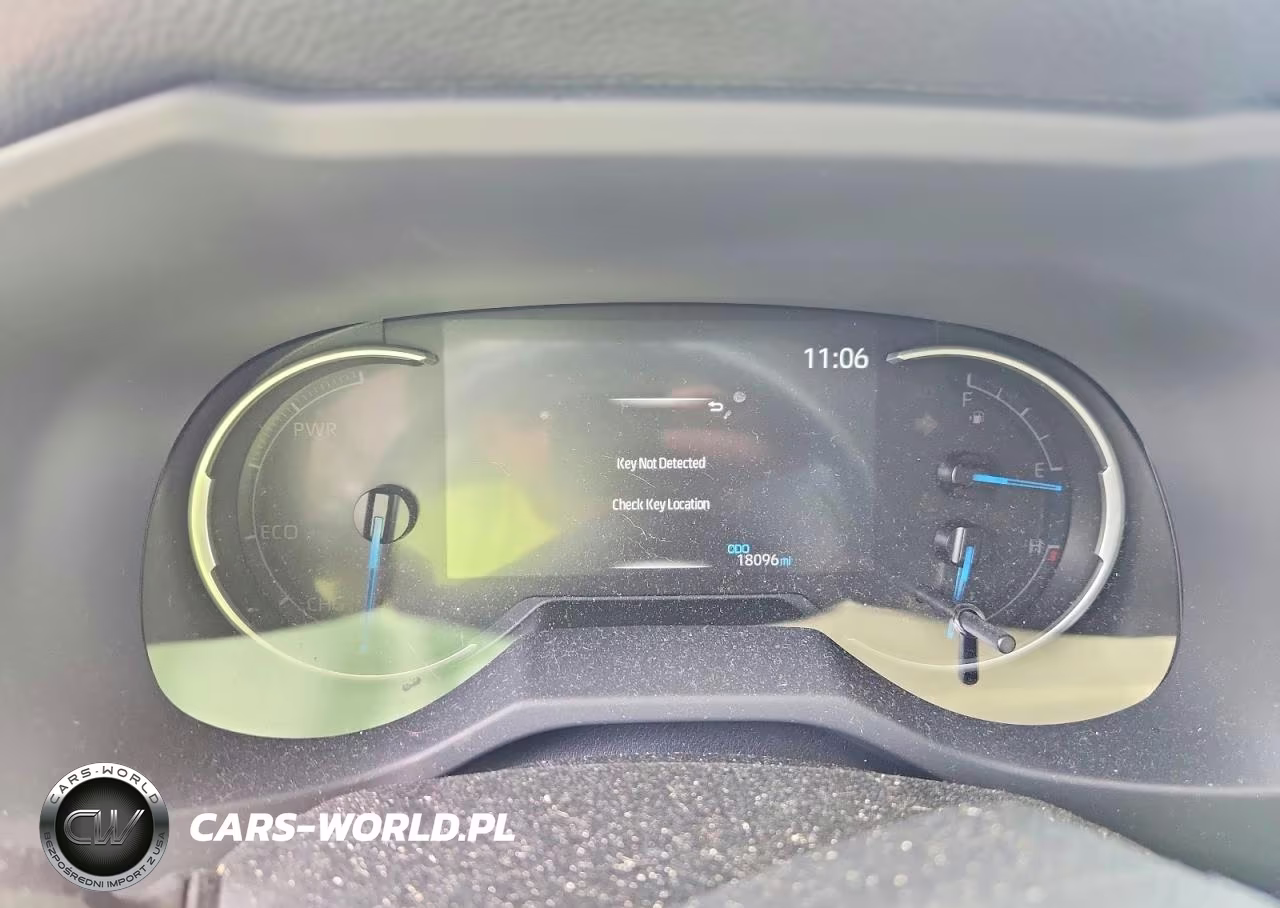 2025 Toyota Rav4 Hybrid Xle VIN:JTMRWRFV0SJ064596 - 9