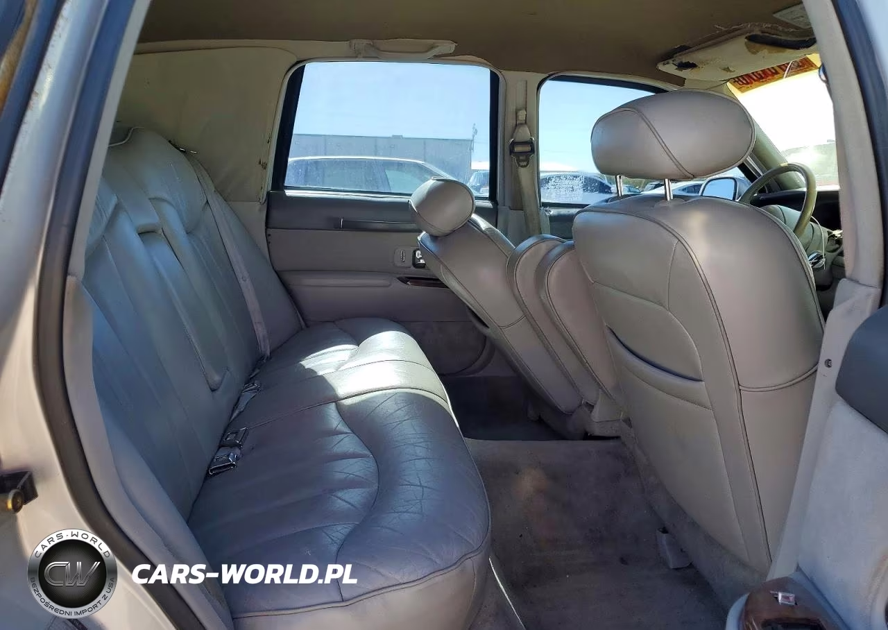 1995 Lincoln Town Car Executive VIN:1LNLM81W8SY624387 - 10