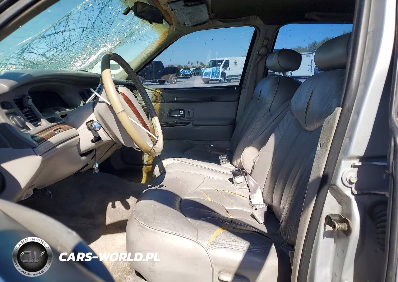 1995 Lincoln Town Car Executive VIN:1LNLM81W8SY624387 - 7