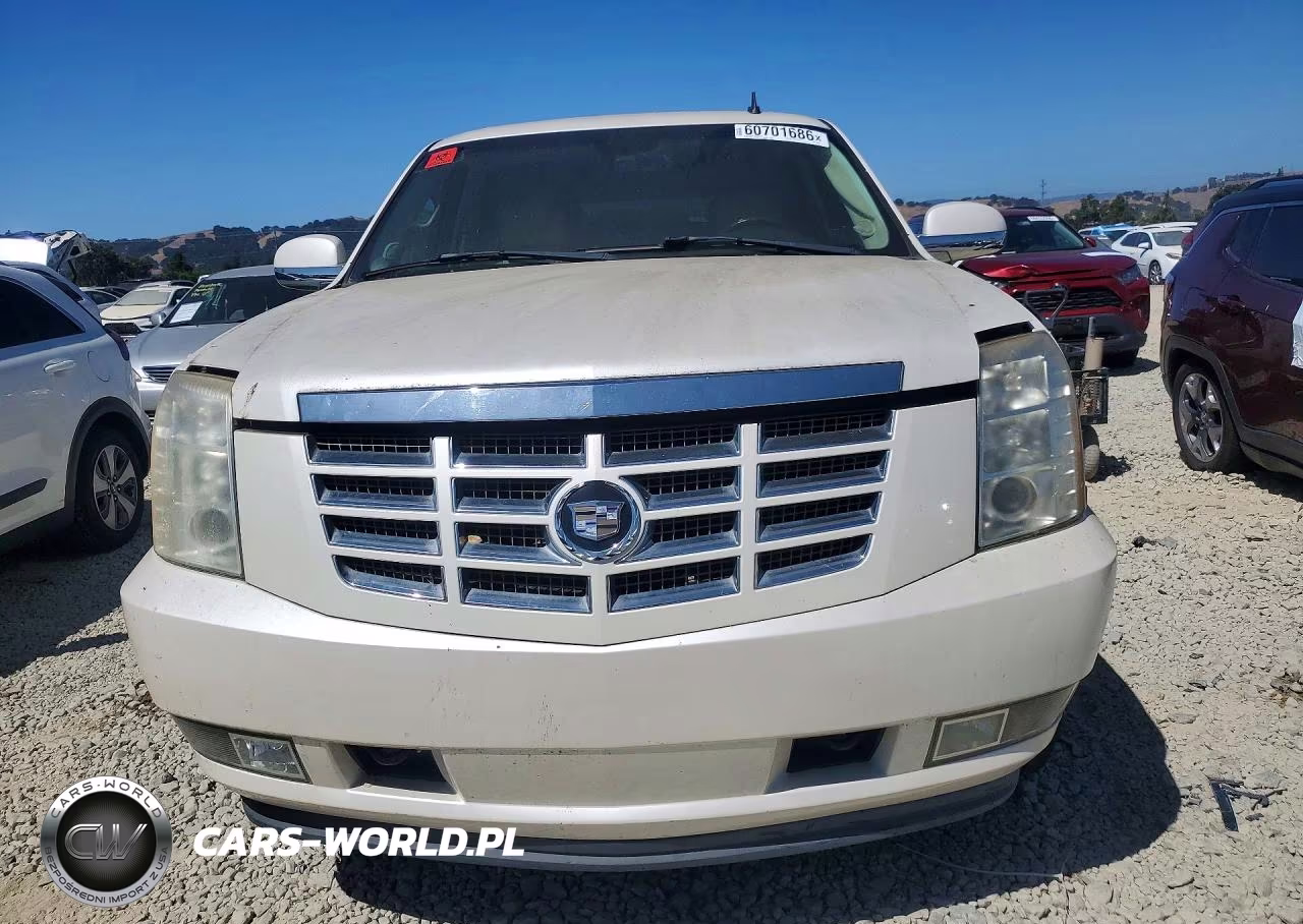 2007 Cadillac Escalade Luxury VIN:1GYFK63817R173227 - 5