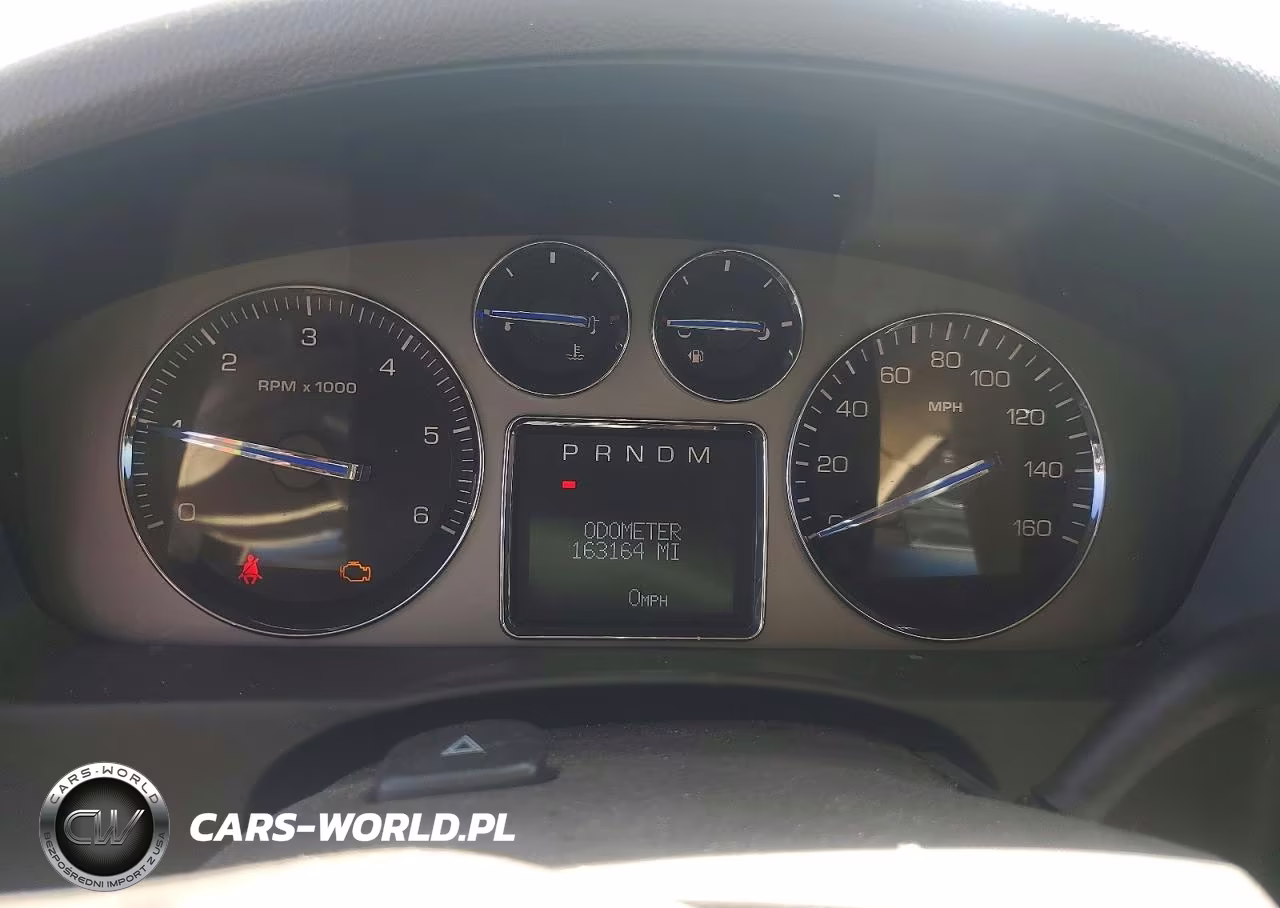 2007 Cadillac Escalade Luxury VIN:1GYFK63817R173227 - 9
