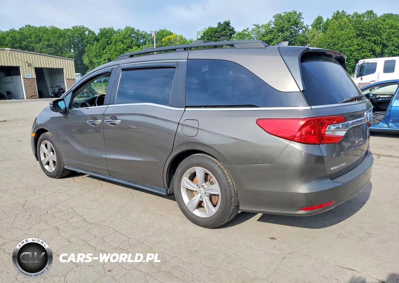 2018 Honda Odyssey Exl VIN:5FNRL6H70JB070183 - 2