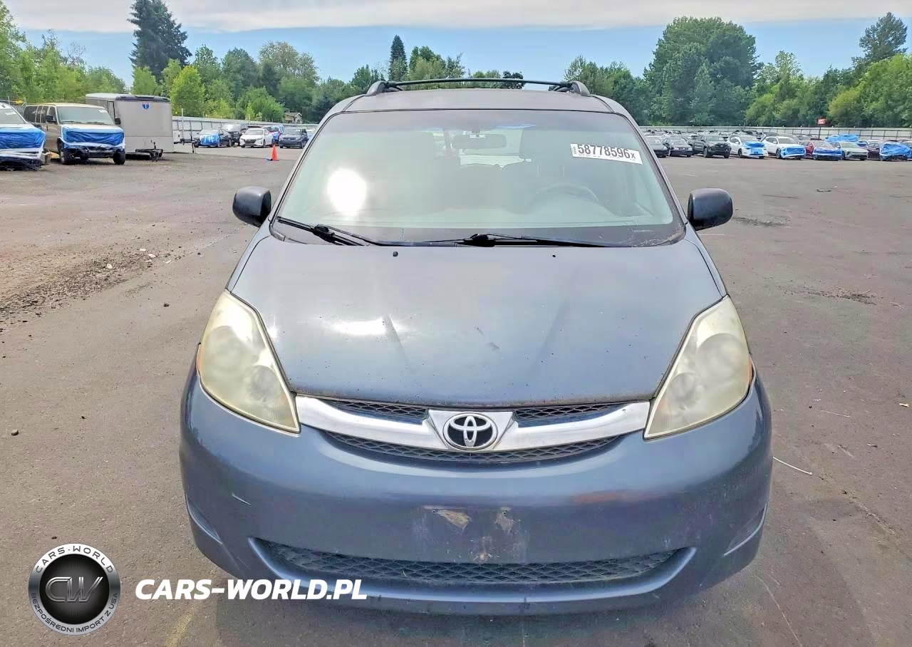 2010 Toyota Sienna Le 7-Passenger VIN:5TDKK4CC9AS305950 - 5