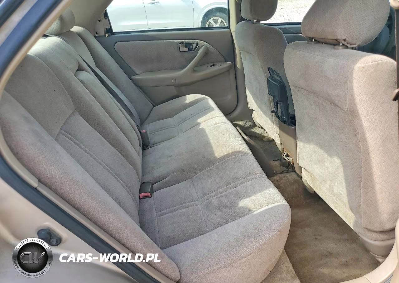 2000 Toyota Camry Le VIN:4T1BG22K1YU743426 - 10