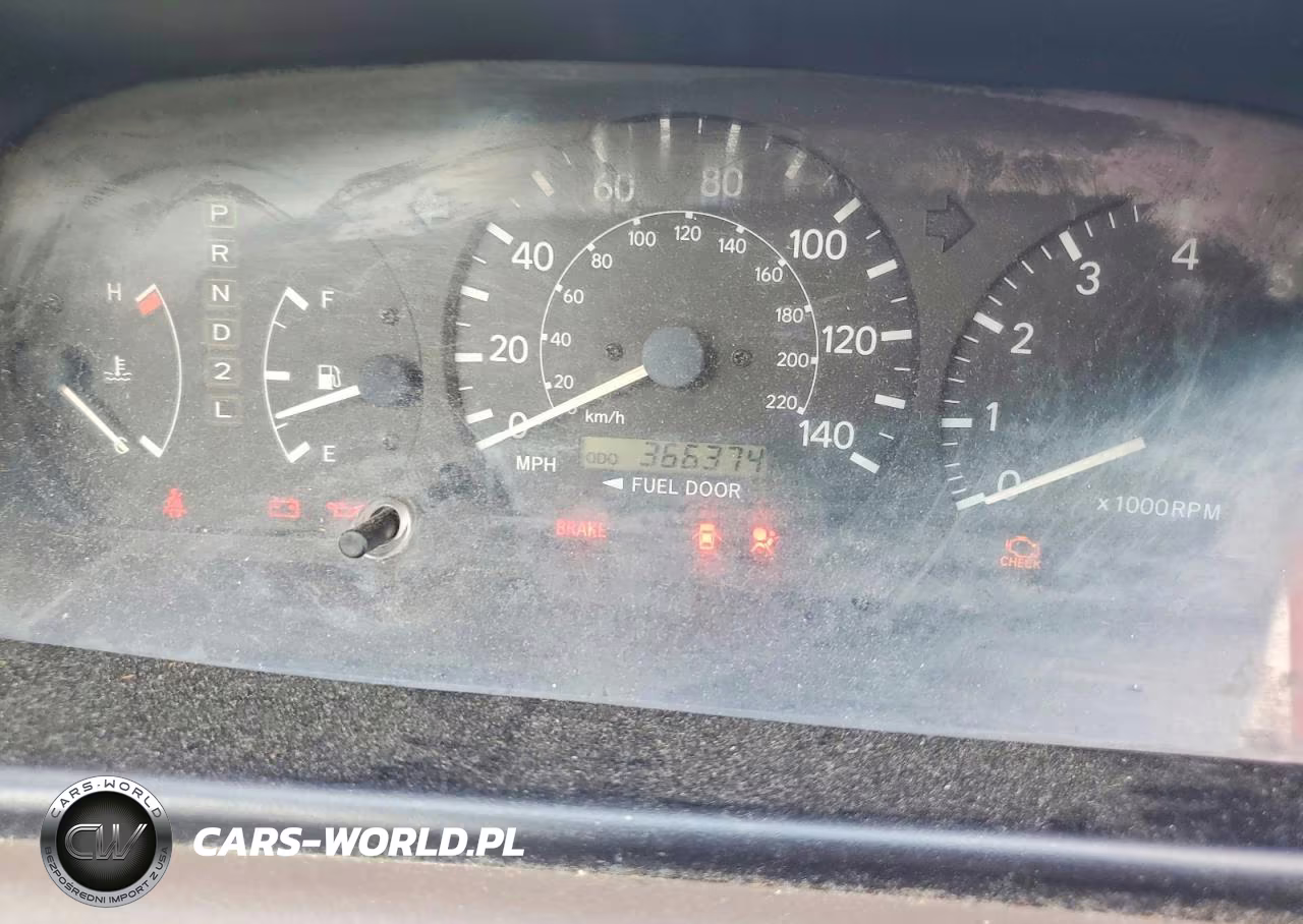 2000 Toyota Camry Le VIN:4T1BG22K1YU743426 - 9