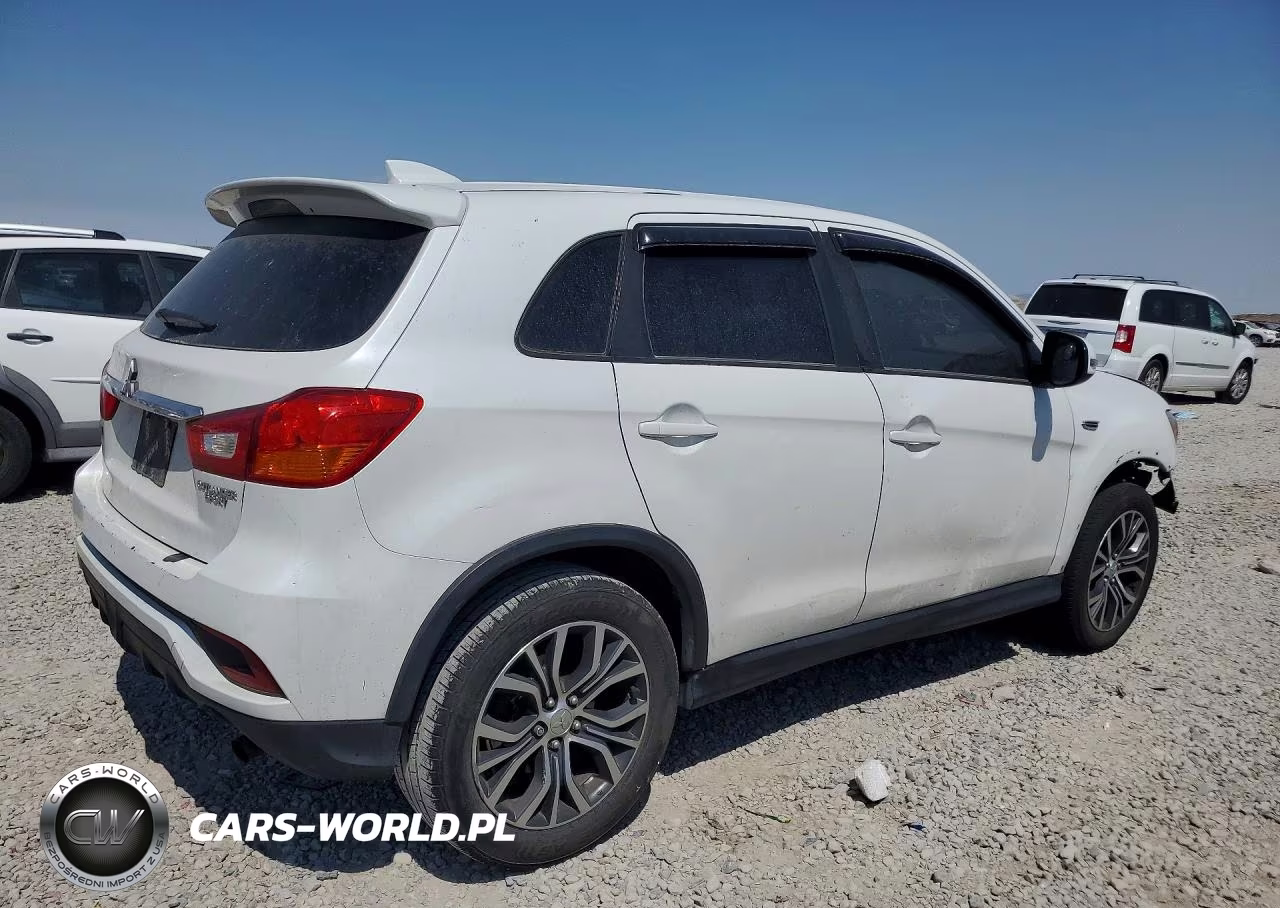 2018 Mitsubishi Outlander Sport Es VIN:JA4AP3AUXJZ001960 - 3