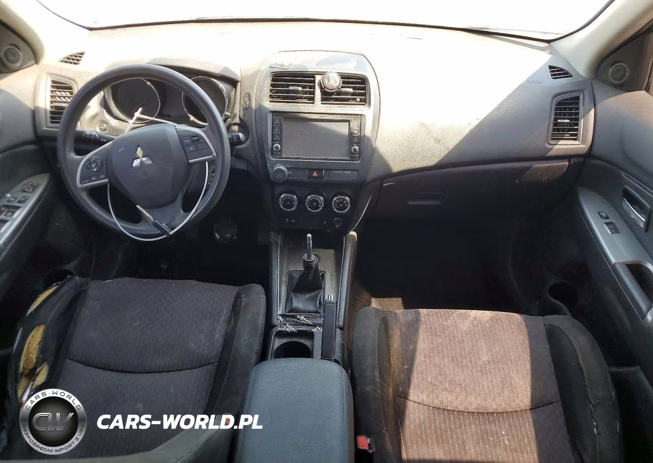 2018 Mitsubishi Outlander Sport Es VIN:JA4AP3AUXJZ001960 - 8