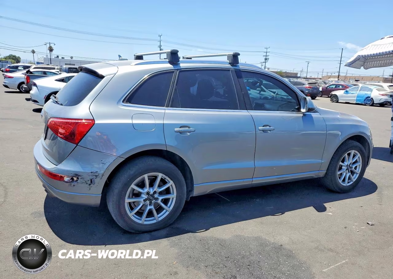2010 Audi Q5 Premium VIN:WA1CKAFP5AA080547 - 3