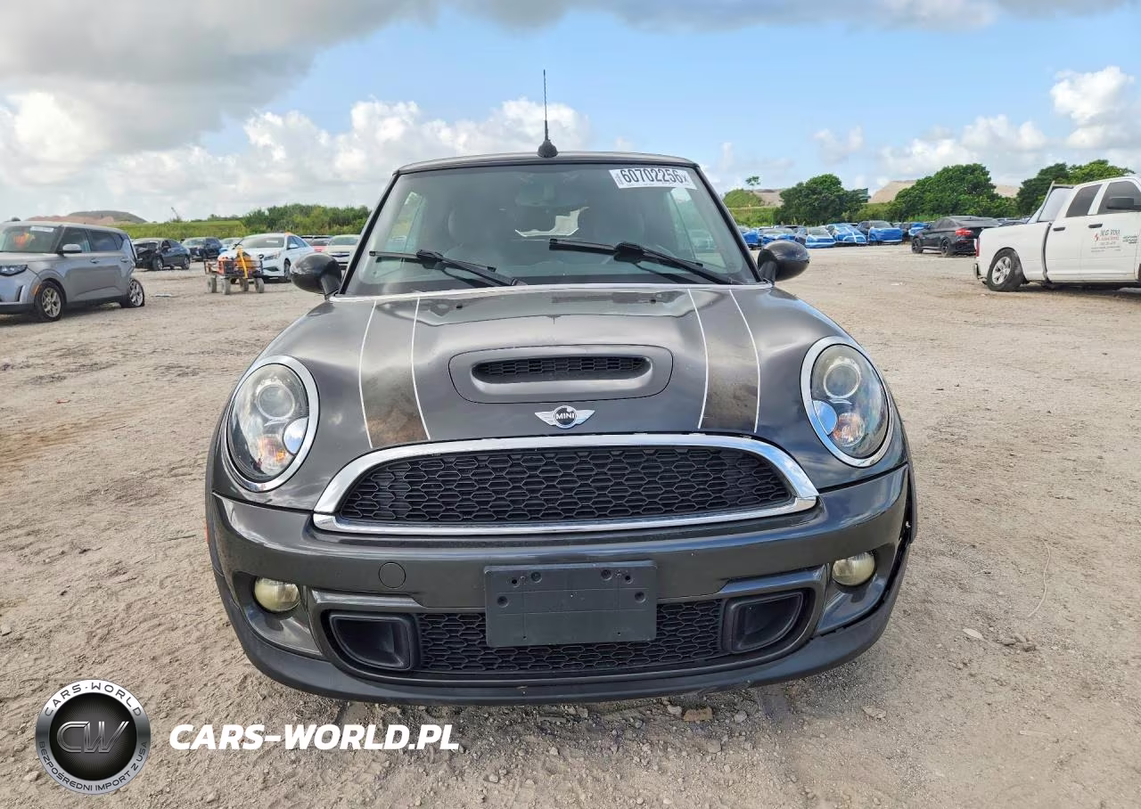 2012 Mini Cooper S VIN:WMWZP3C52CT550067 - 5