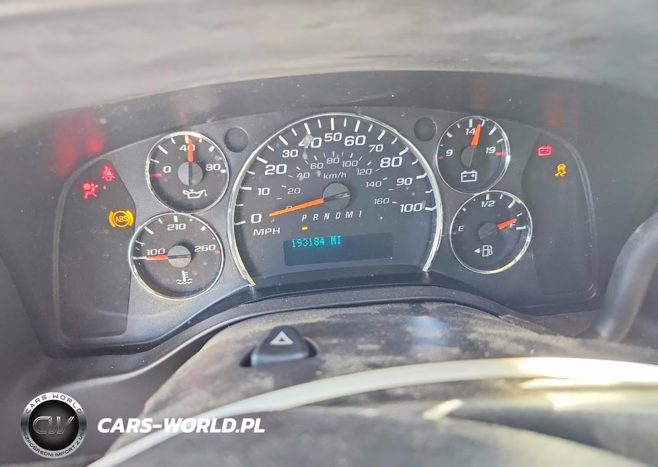 2017 Chevrolet Express G2500 VIN:1GCWGBFF4H1350508 - 9