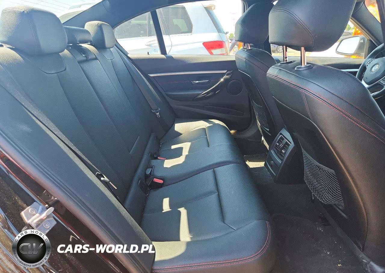 2018 BMW 330 Xi VIN:WBA8D9C50JEM34293 - 10