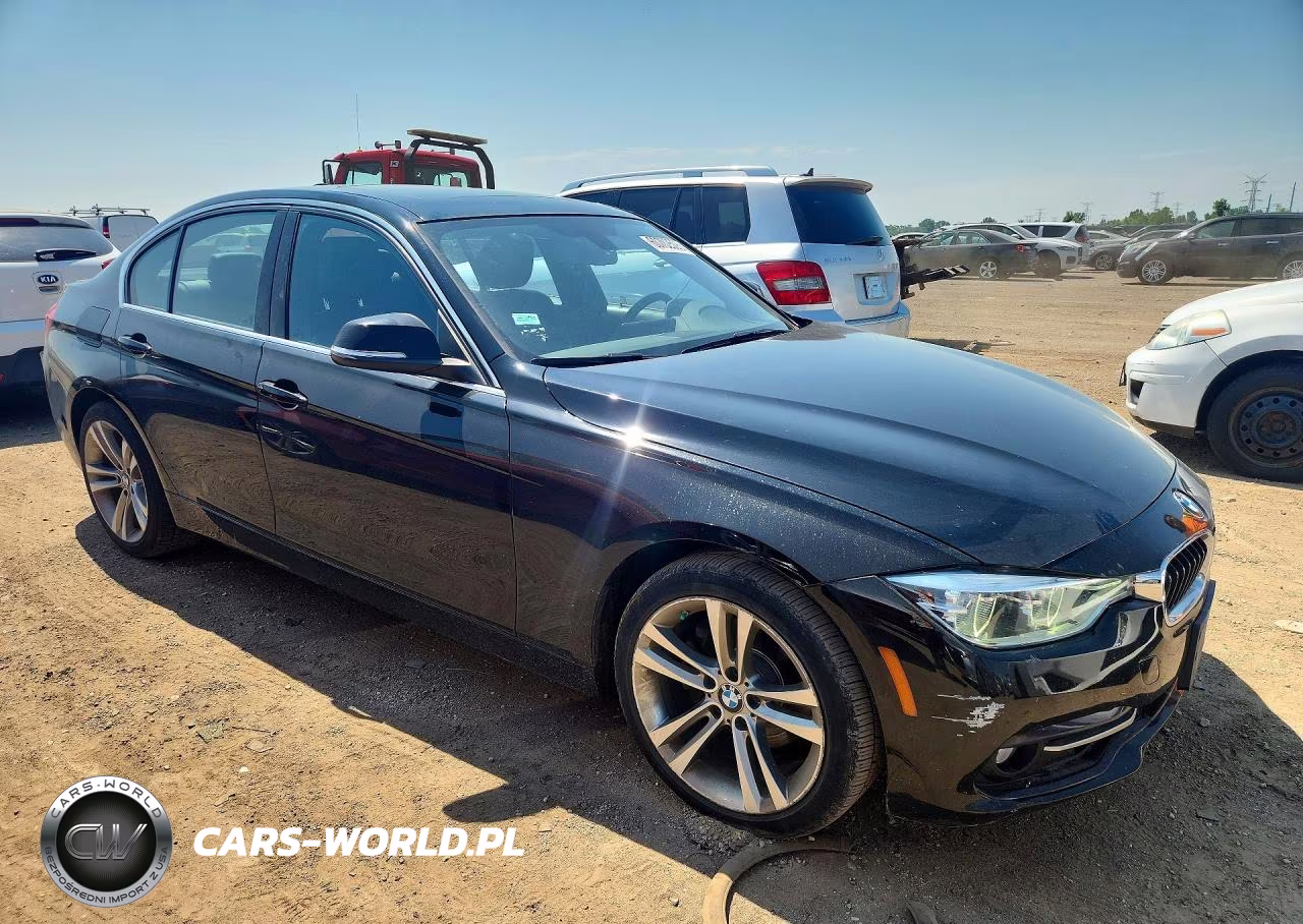 2018 BMW 330 Xi VIN:WBA8D9C50JEM34293 - 4