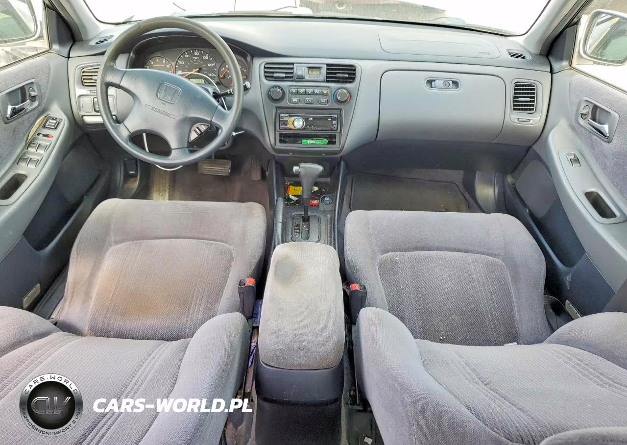 1999 Honda Accord Lx VIN:JHMCG5643XC048325 - 8