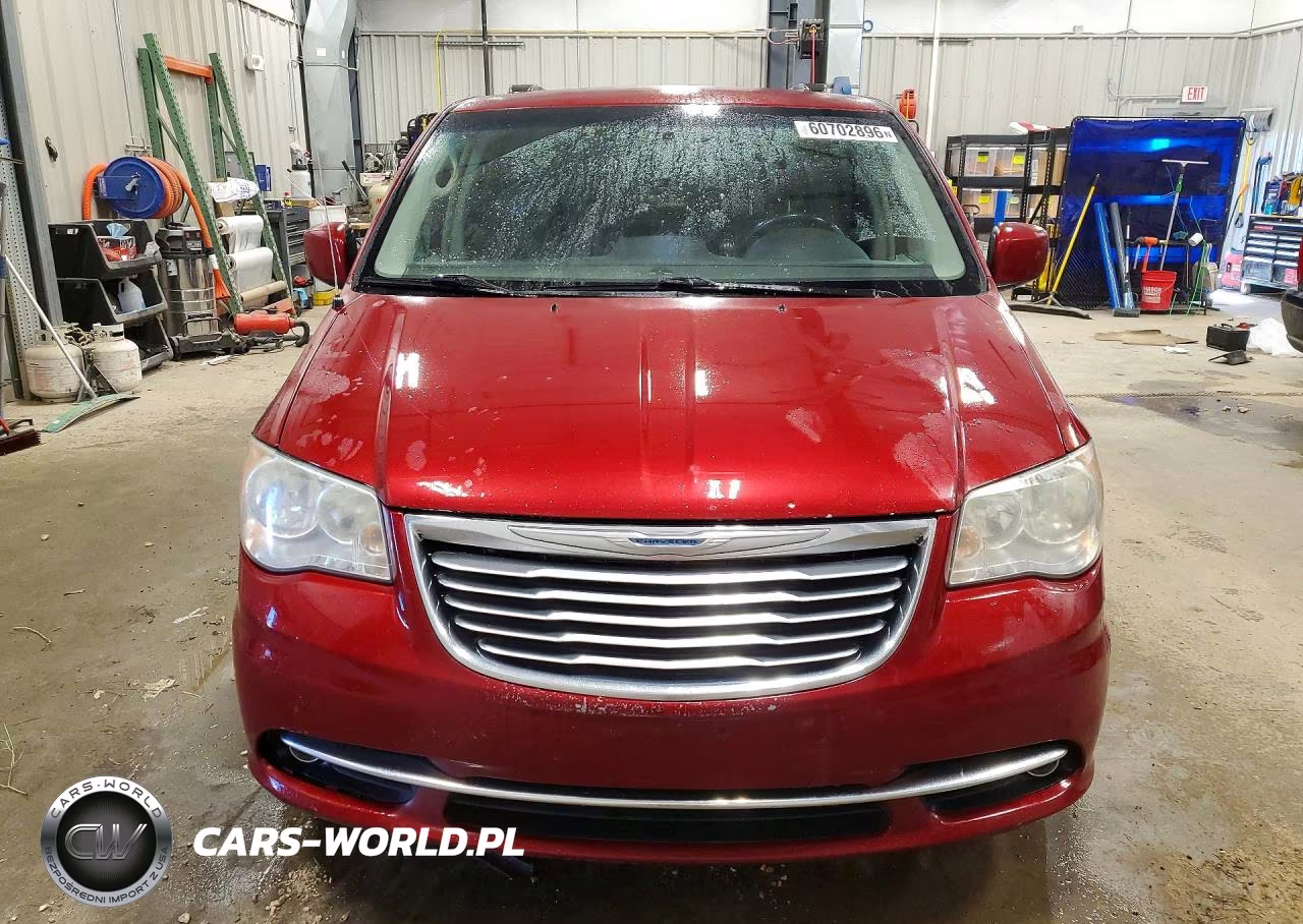2014 Chrysler Town & Country Touring VIN:2C4RC1BG7ER435402 - 5