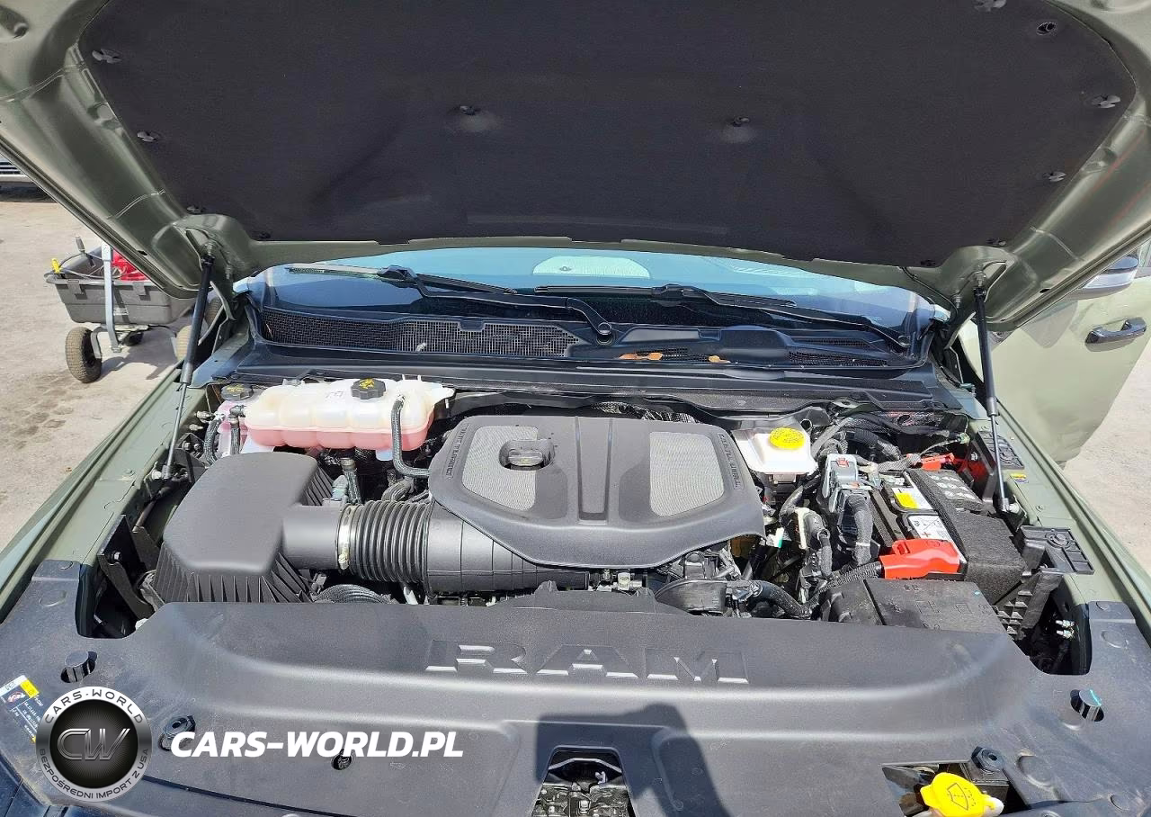2026 Ram 1500 Laramie VIN:1C6RREJP9TN268114 - 11