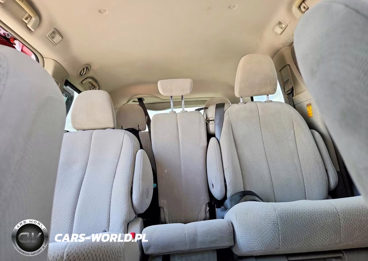 2014 Toyota Sienna Le VIN:5TDKK3DC1ES428611 - 10