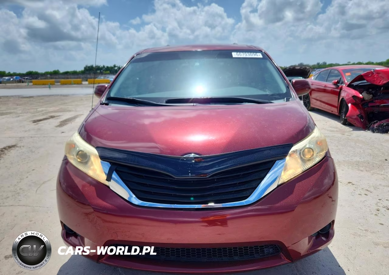 2014 Toyota Sienna Le VIN:5TDKK3DC1ES428611 - 5