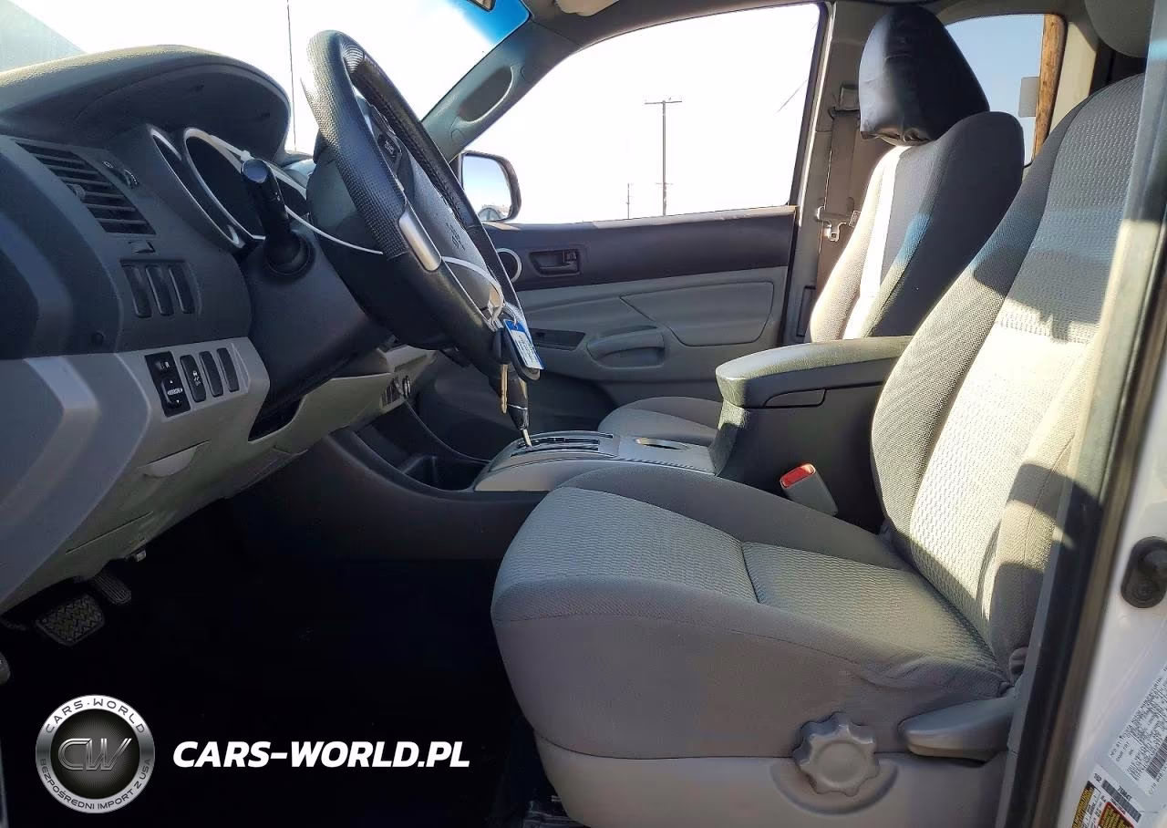 2014 Toyota Tacoma Access Cab VIN:5TFTX4CN8EX042373 - 7