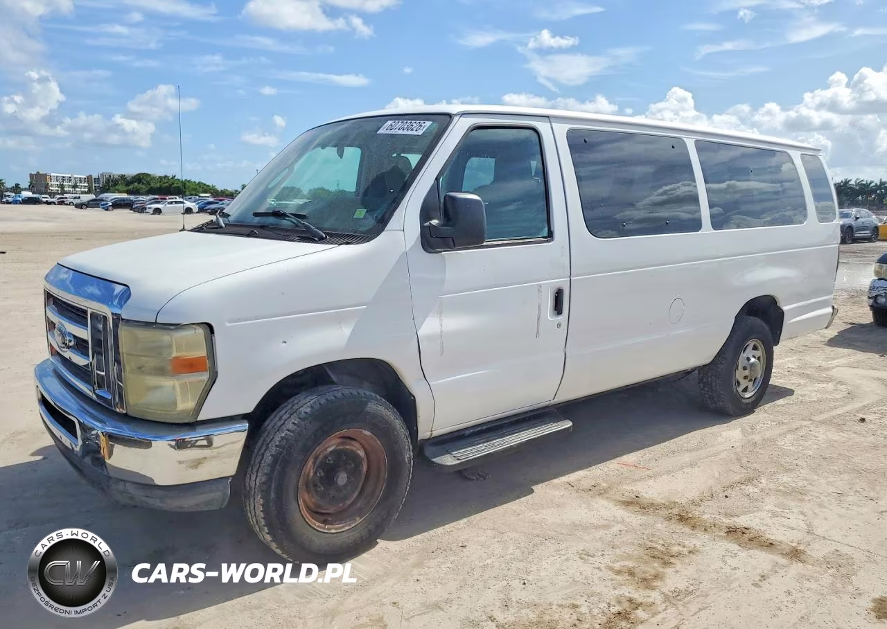 2012 Ford Econoline E350 Super Duty Wagon