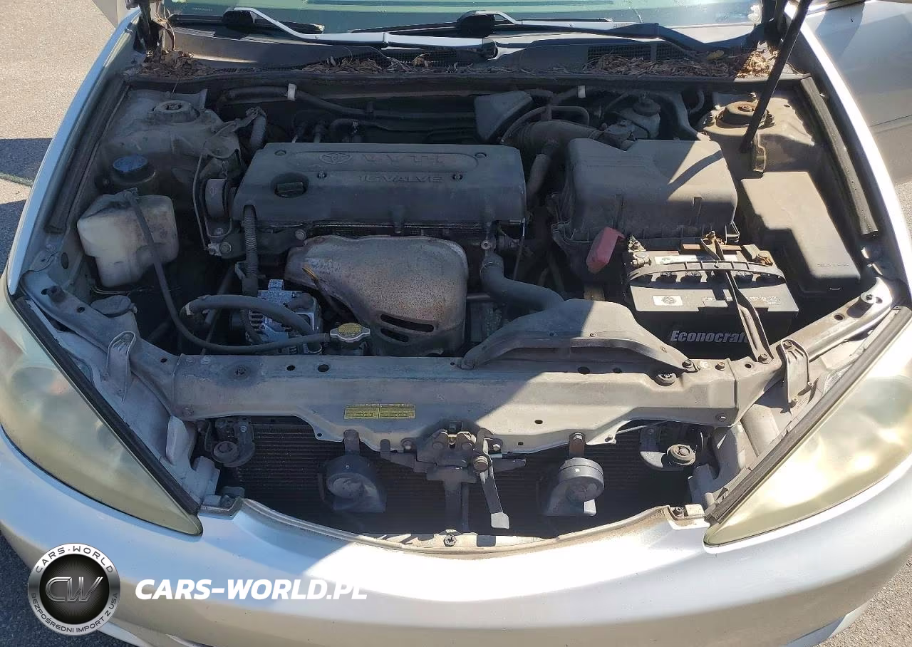 2002 Toyota Camry Le VIN:4T1BE32K72U111713 - 11