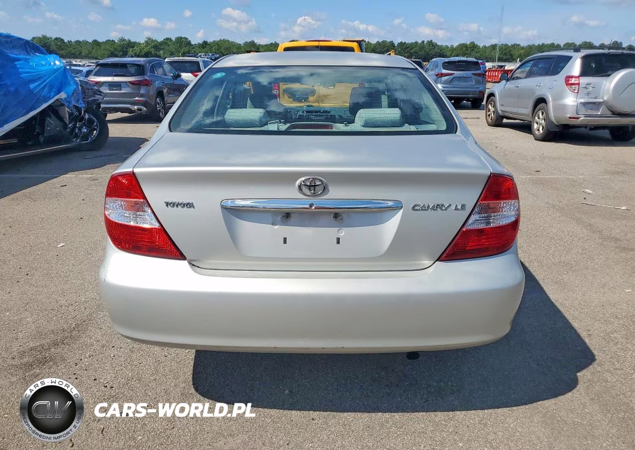 2002 Toyota Camry Le VIN:4T1BE32K72U111713 - 6