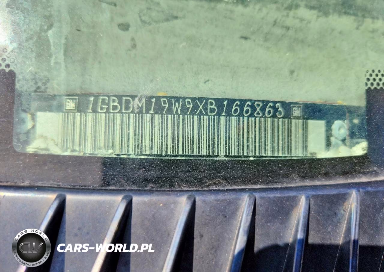 1999 Chevrolet Astro VIN:1GBDM19W9XB166863 - 13