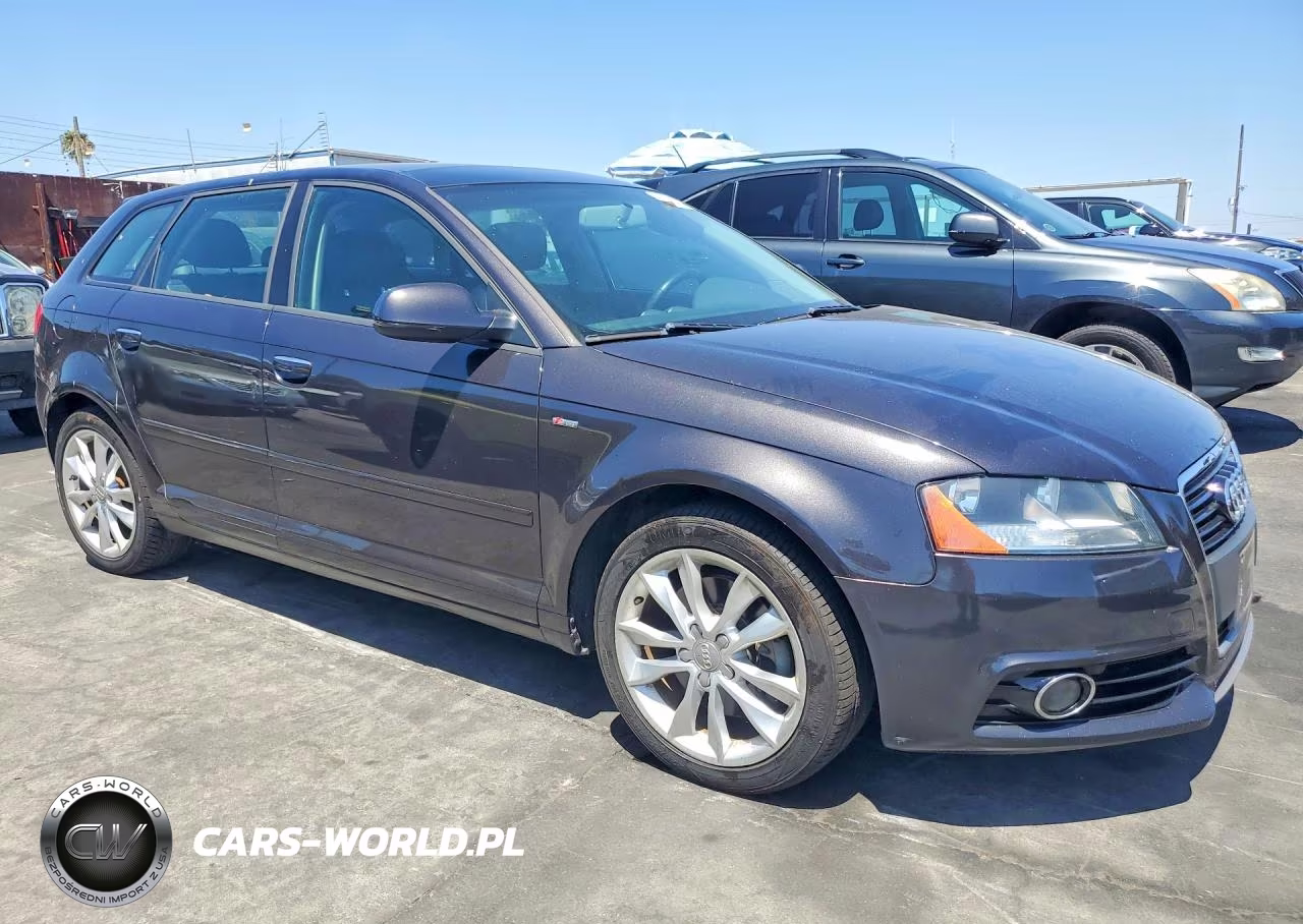 2012 Audi A3 Premium VIN:WAUBEAFM9CA167088 - 4