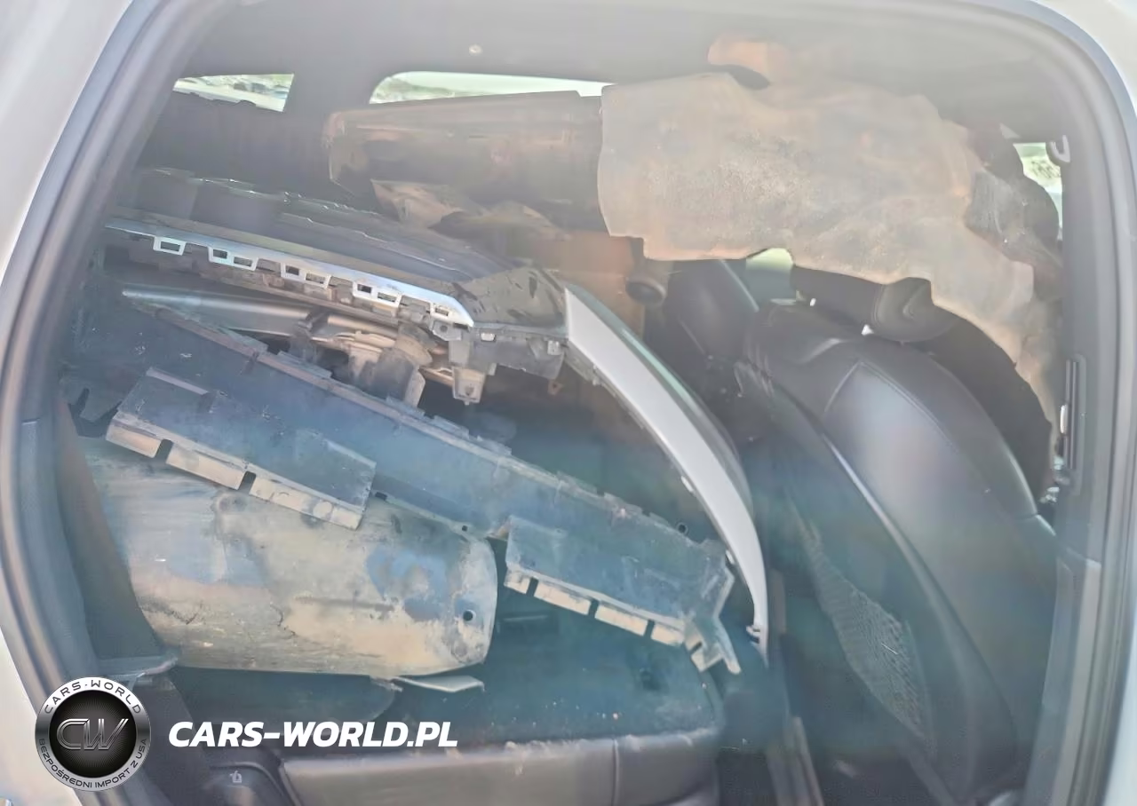 2017 Audi Q7 Premium VIN:WA1AHAF75HD039057 - 11