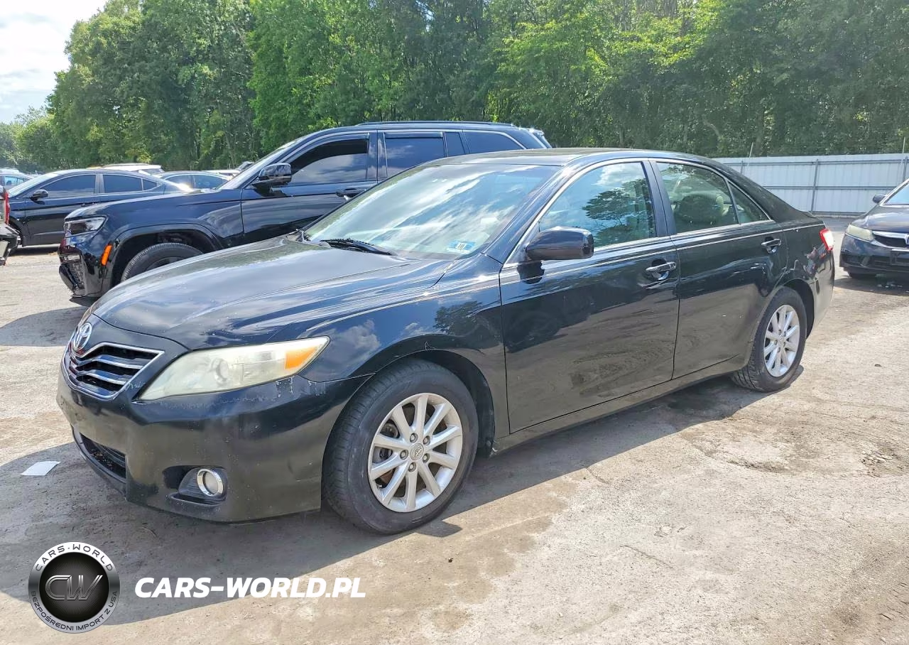 2010 Toyota Camry Xle V6 – zdjęcie 1 z 12
