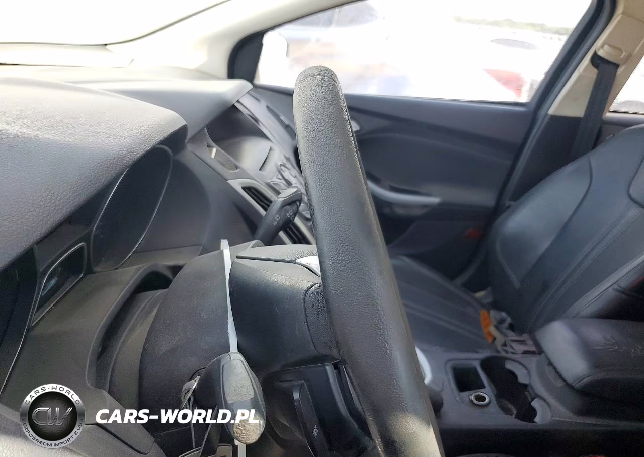 2014 Ford Focus Se VIN:1FADP3F25EL288617 - 9