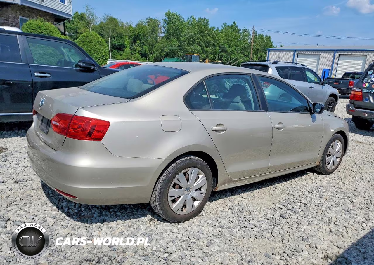 2012 Volkswagen Jetta VIN:3VW1K7AJ5CM122673 - 3