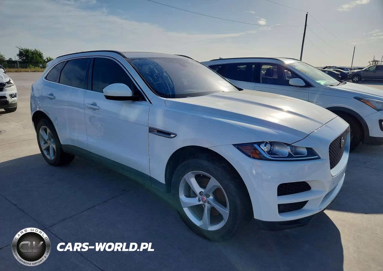 2020 Jaguar F-Pace Premium VIN:SADCJ2FX8LA630345 - 4