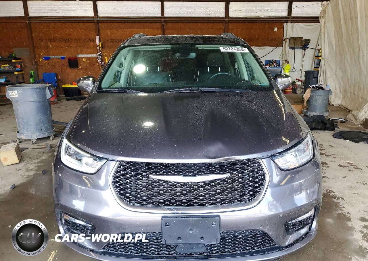 2021 Chrysler Pacifica Hybrid Limited VIN:2C4RC1S75MR590481 - 5