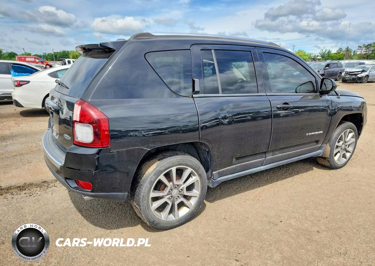 2016 Jeep Compass Latitude VIN:1C4NJCEAXGD604471 - 3