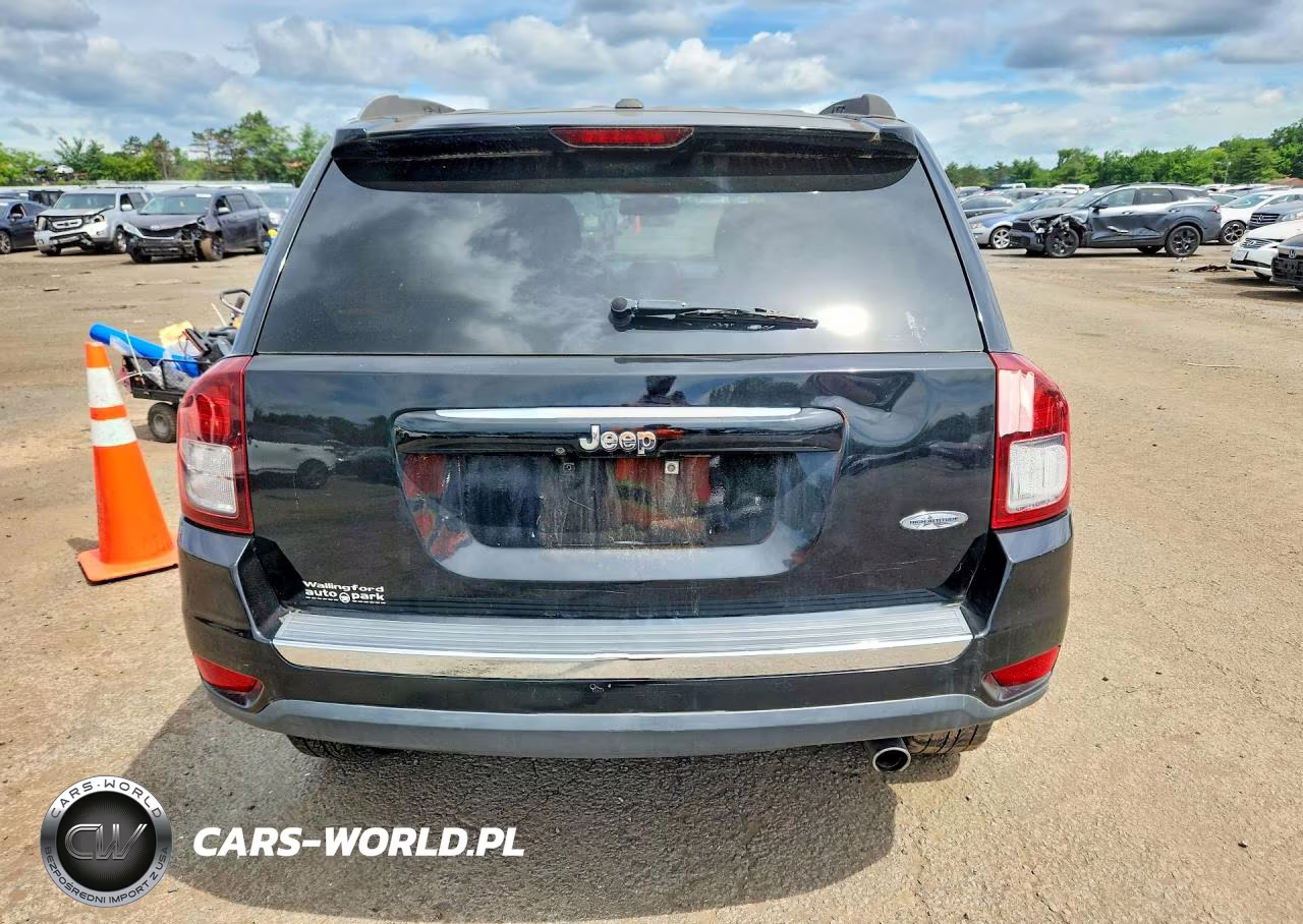 2016 Jeep Compass Latitude VIN:1C4NJCEAXGD604471 - 6