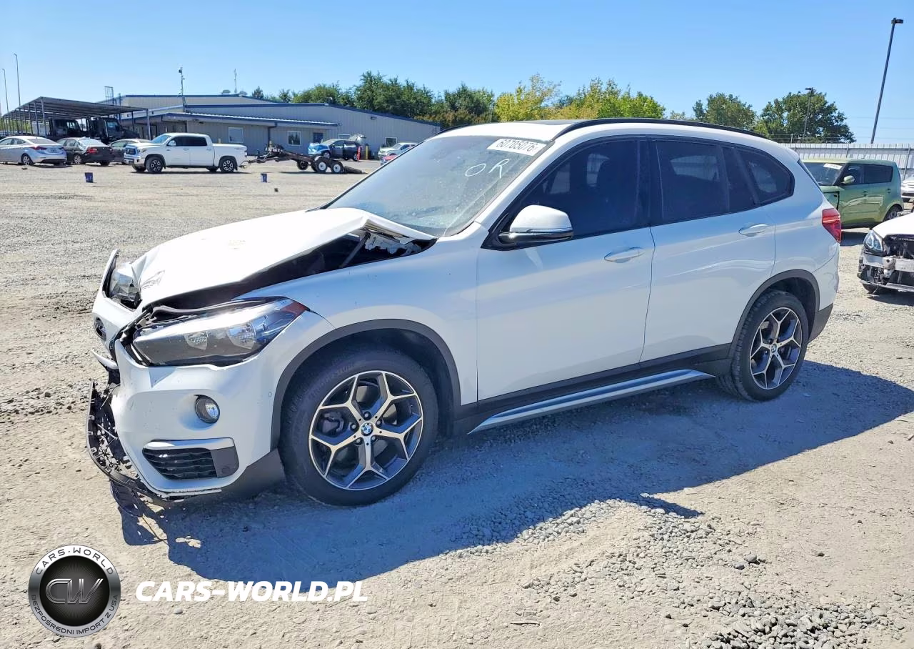2017 BMW X1 Sdrive28I VIN:WBXHU7C3XH5H37779 - 1