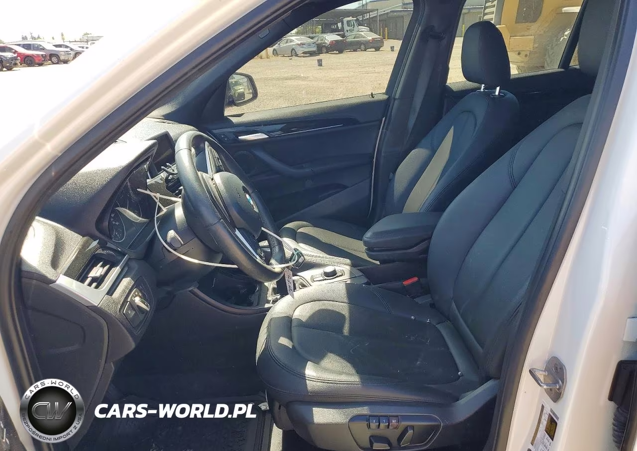 2017 BMW X1 Sdrive28I VIN:WBXHU7C3XH5H37779 - 7