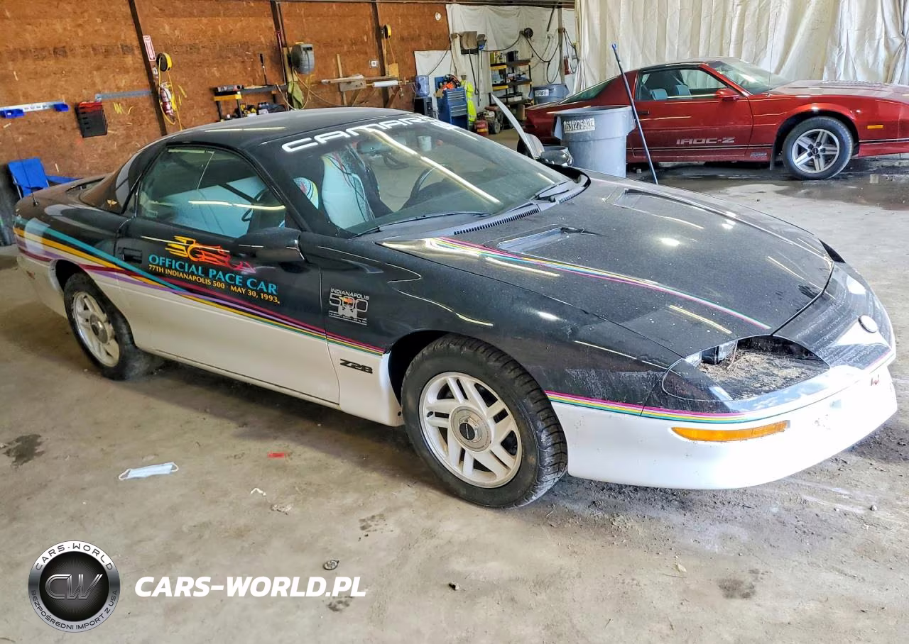 1993 Chevrolet Camaro Z28 VIN:2G1FP22P5P2109860 - 4