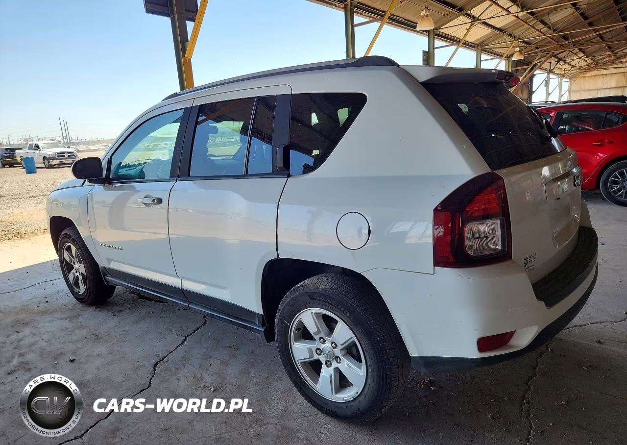 2016 Jeep Compass Latitude VIN:1C4NJCEA2GD769589 - 2