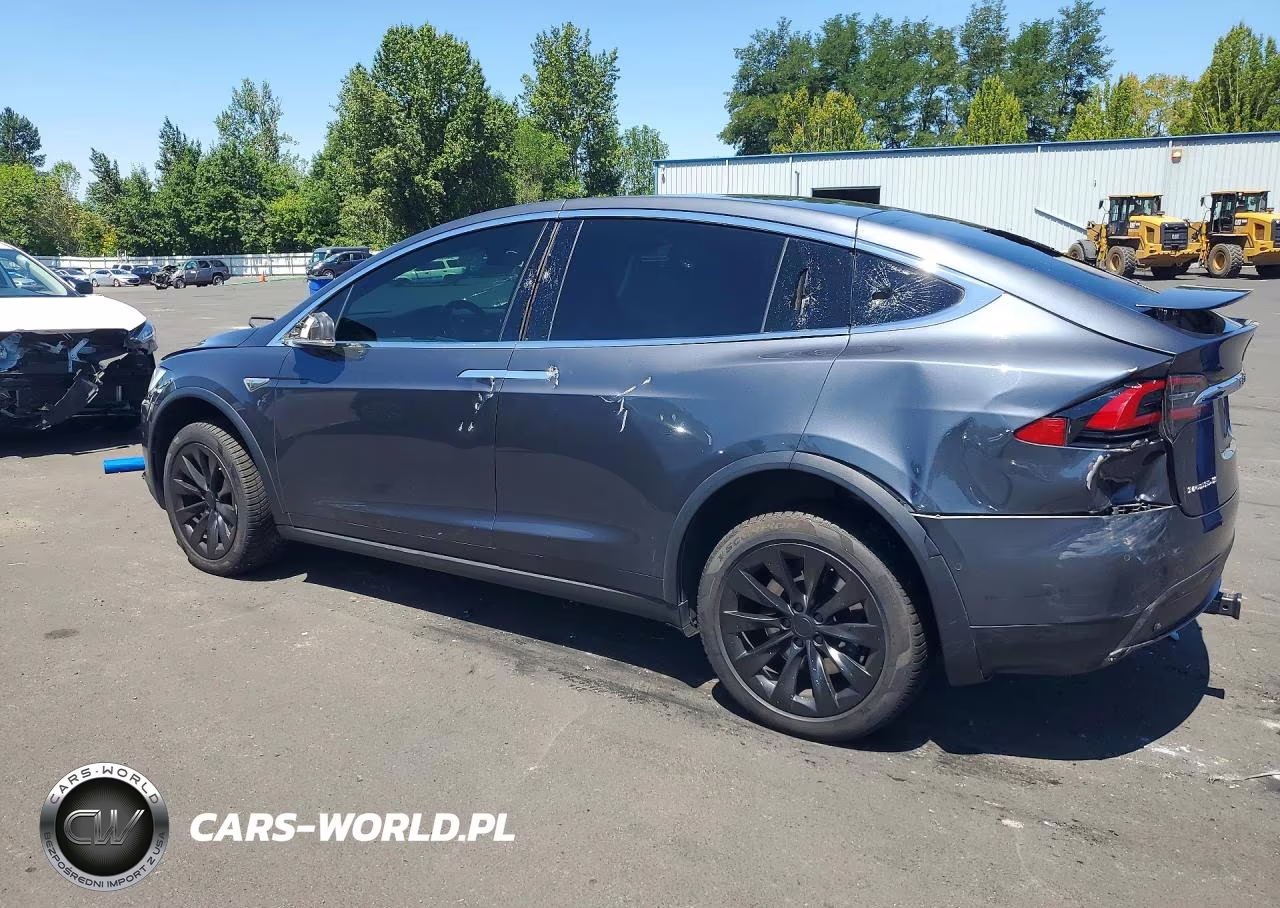 2016 Tesla Model X VIN:5YJXCBE24GF005502 - 2