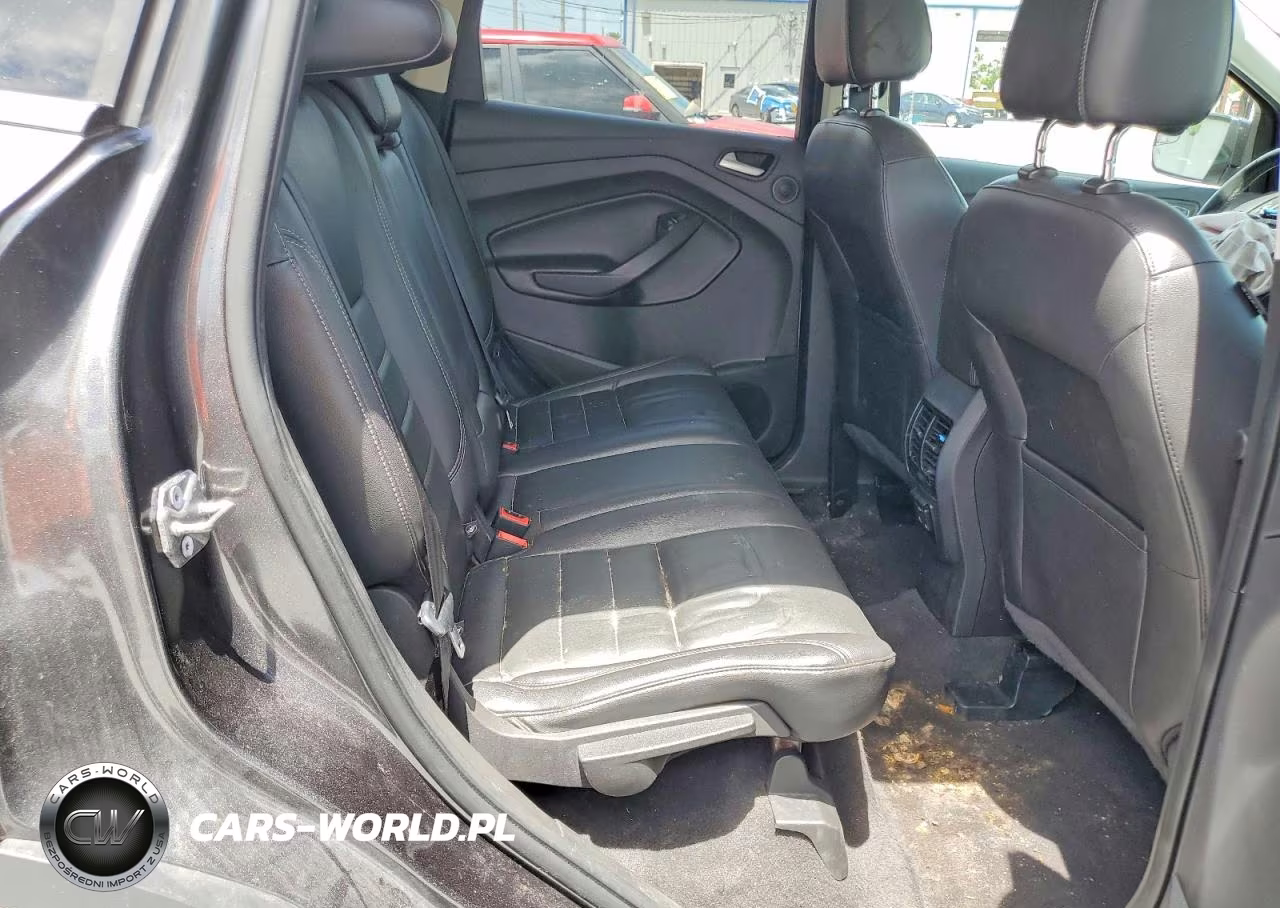 2016 Ford Escape Titanium VIN:1FMCU0JX8GUC86014 - 10