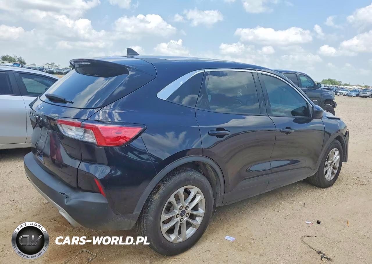2021 Ford Escape Se VIN:1FMCU0G64MUB34595 - 3