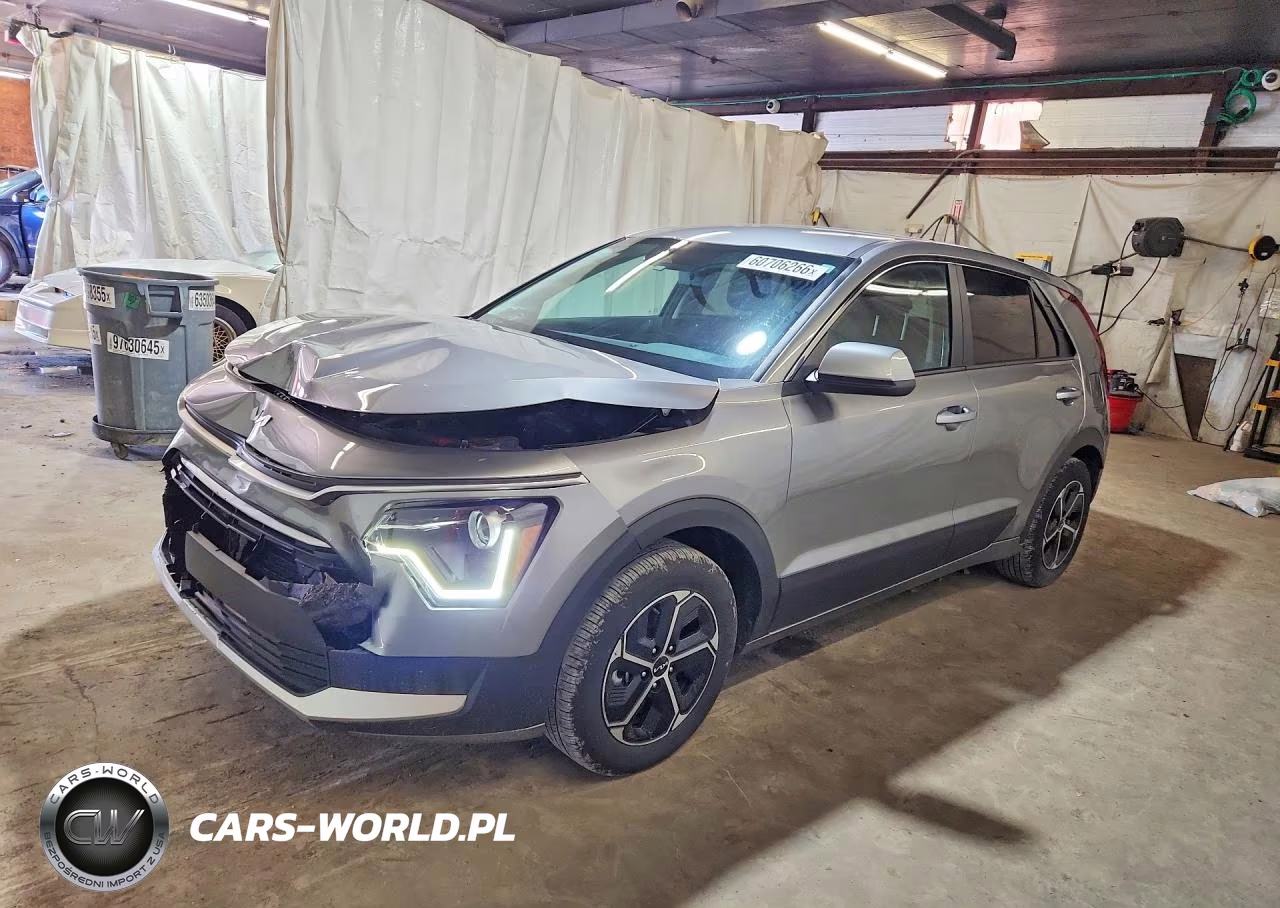 2025 Kia Niro Lx VIN:KNDCP3LE5S5255590 - 1