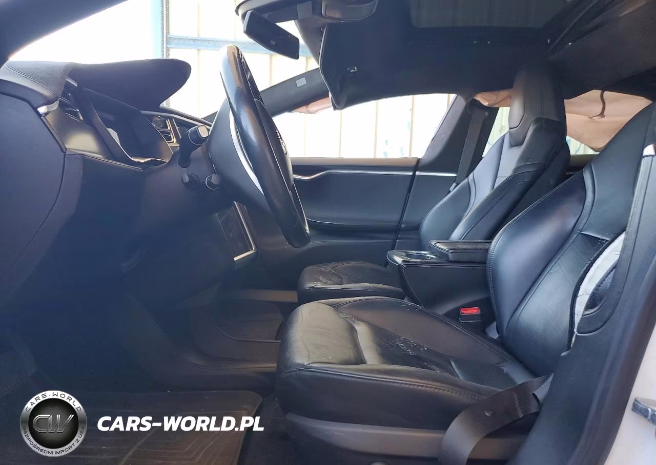 2016 Tesla Model S VIN:5YJSA1E2XGF124696 - 7