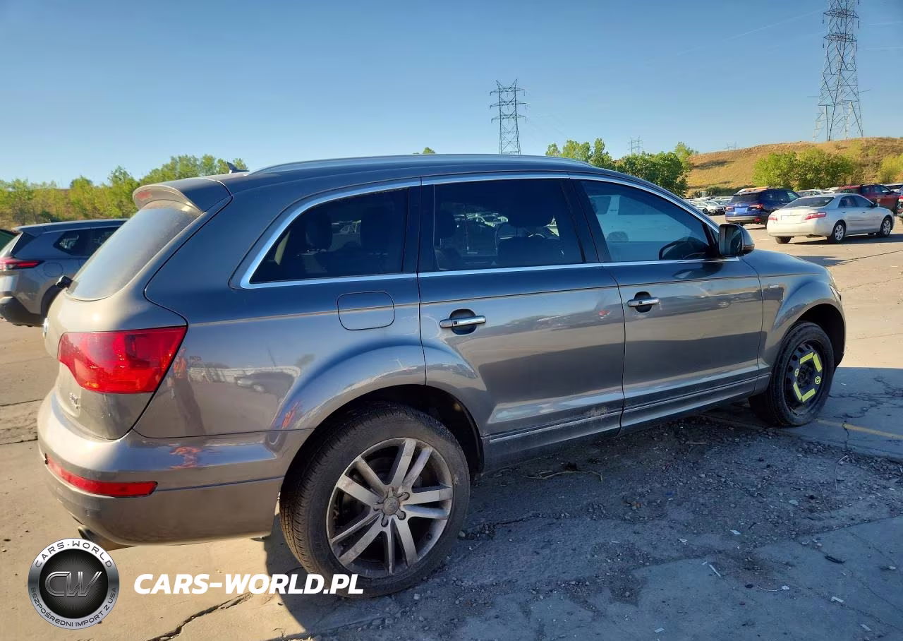 2014 Audi Q7 Premium Plus VIN:WA1LGAFE4ED019100 - 3