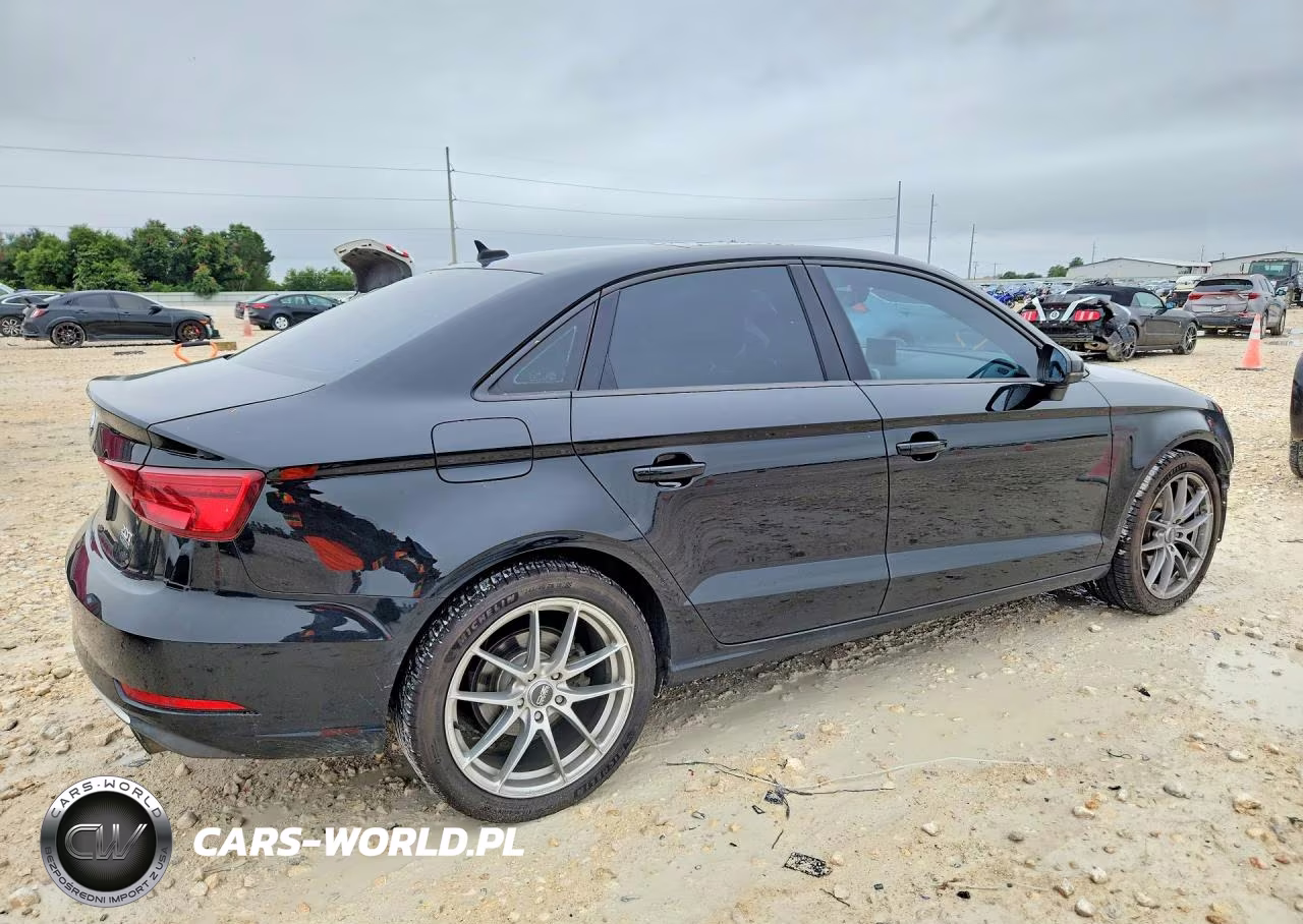 2017 Audi A3 Premium VIN:WAUB8GFF2H1078191 - 3