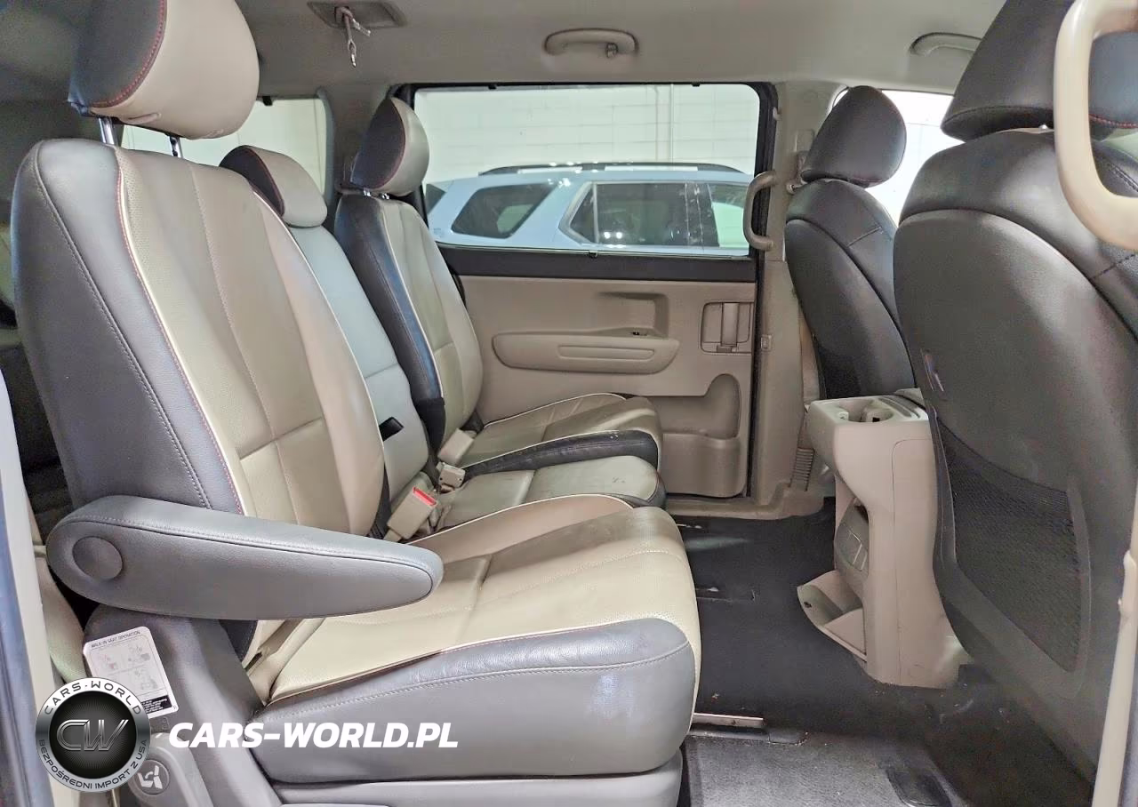 2017 Kia Sedona VIN:KNDMB5C18H6340101 - 11