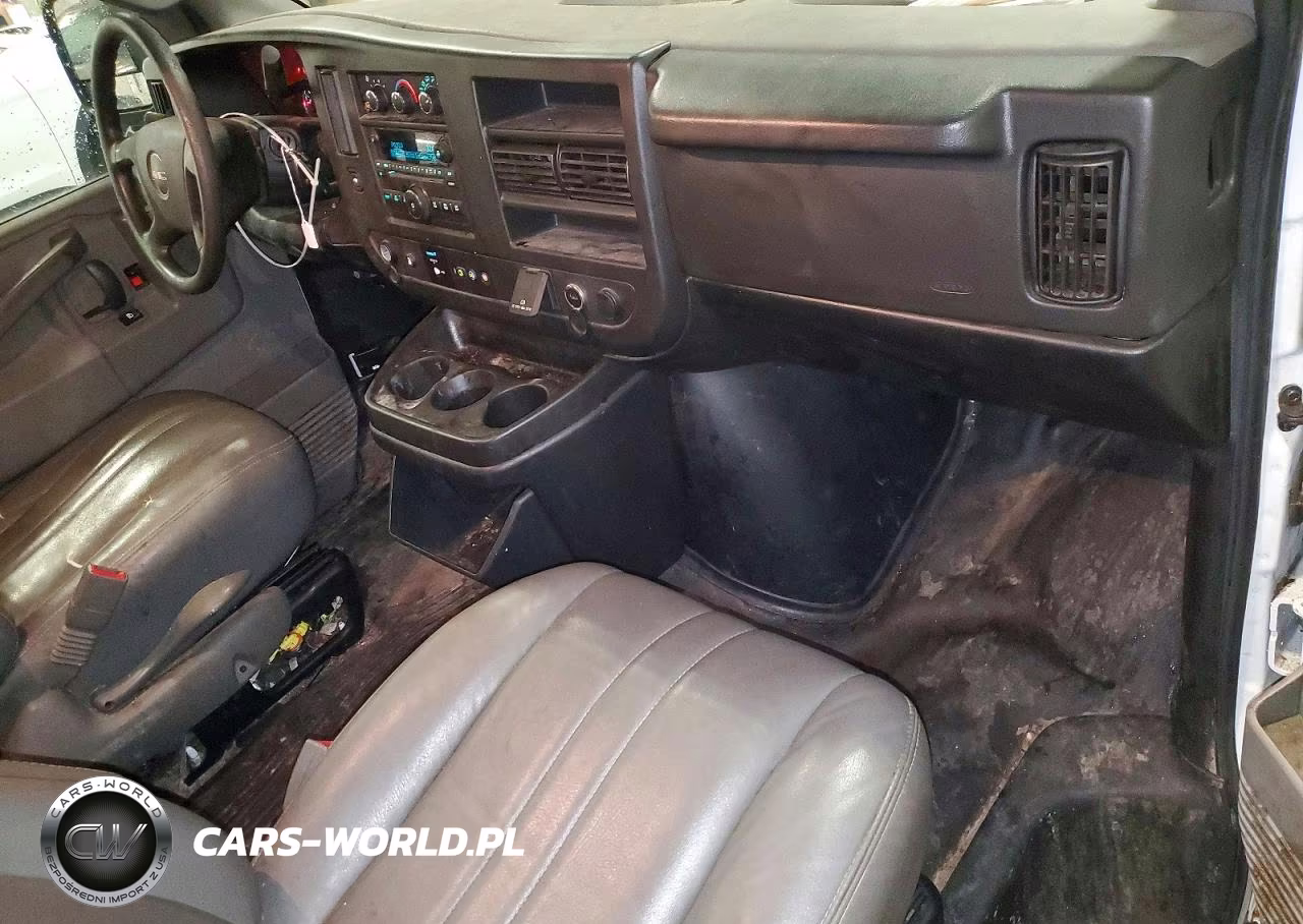 2019 GMC Savana G2500 VIN:1GTW7AFP8K1159314 - 8
