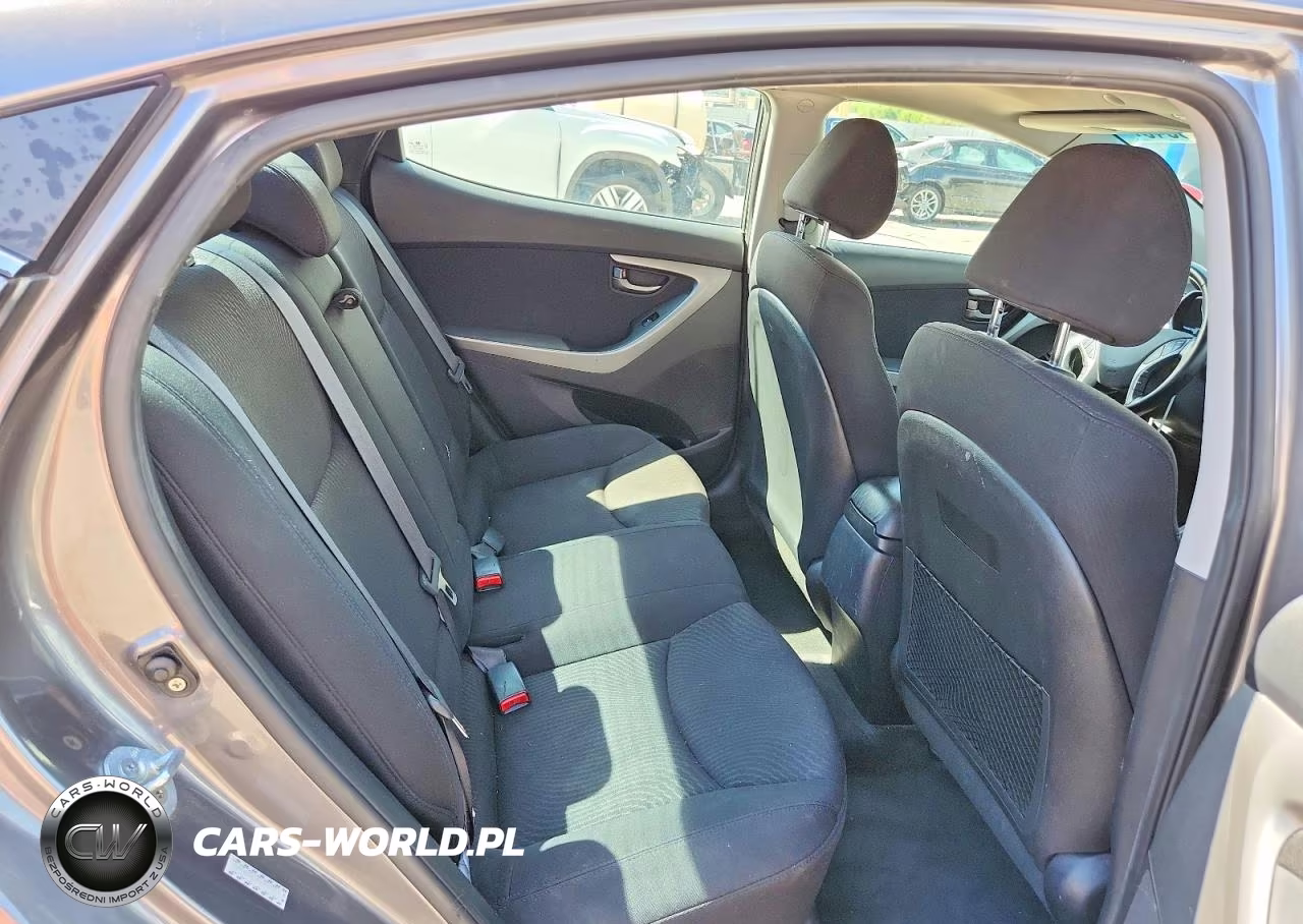 2016 Hyundai Elantra Value Edition VIN:KMHDH4AE8GU633002 - 10