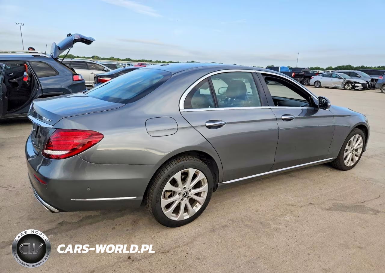2017 Mercedes-Benz E 300 4Matic VIN:WDDZF4KB0HA235411 - 3
